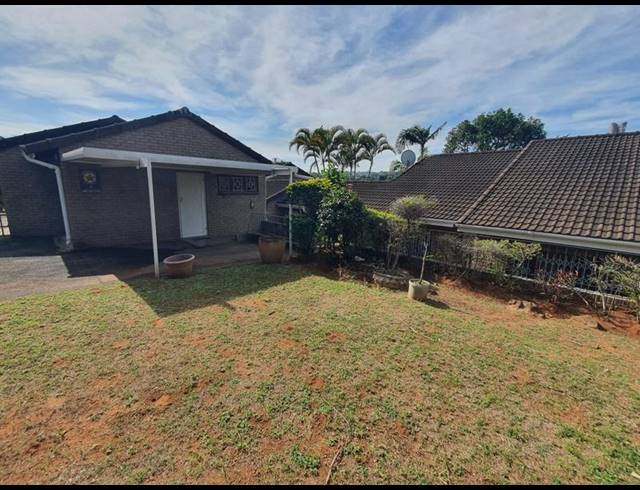 2 BEDROOM TOWNHOUSE FOR SALE IN SUNNINGDALE